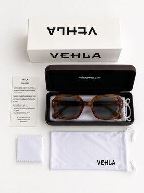 Vehla Dixie Sunglasses VS131 Tortoise Frame Gray Lens Complete Set